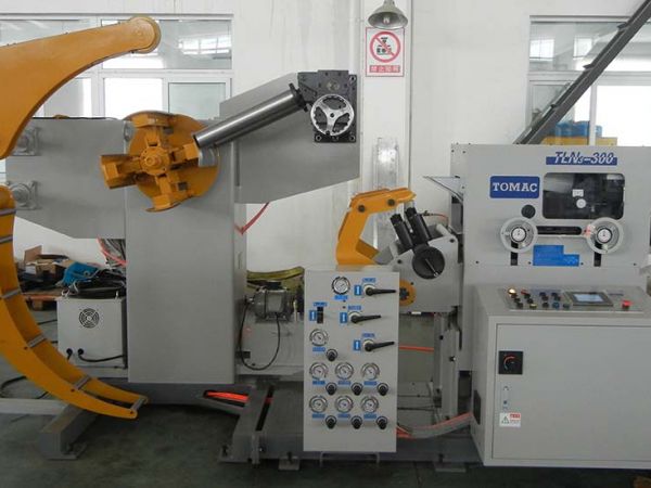 Cấp phôi NC 3 in 1 TLN3 Series 3 Rộng: 300-800mm, Dày: 0.5-4.5mm