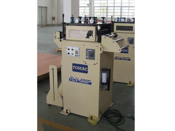 Nắn thẳng TLV- F Series dùng cho tôn Rộng 100-600mm, Dày 0.2-1.5mm