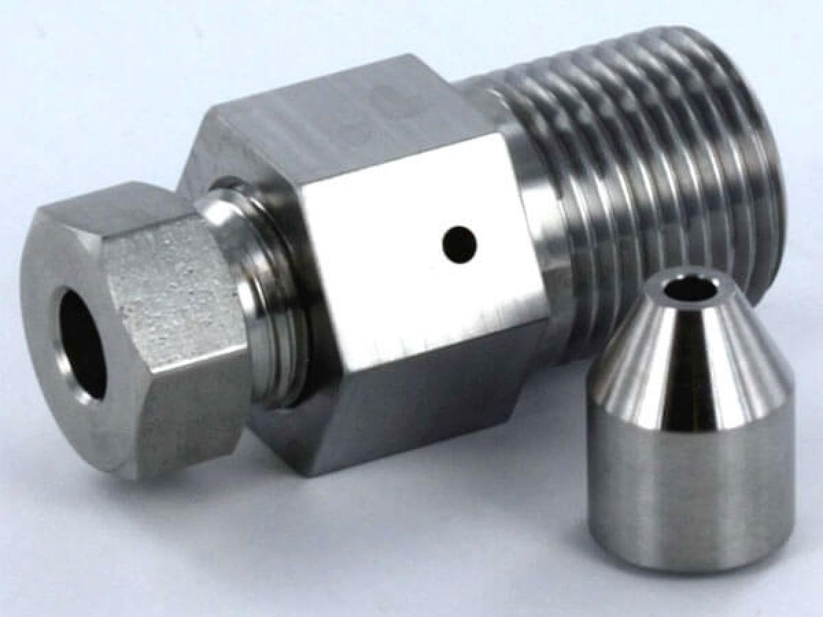 3/8" Male - 1/4" Female Adaptor